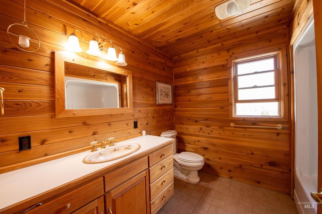 9885 Challis Creek Rd., Challis, ID 83226 photo 25