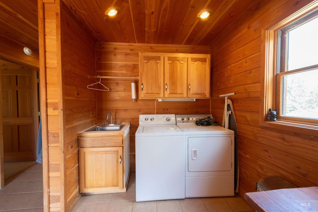 9885 Challis Creek Rd., Challis, ID 83226 photo 29