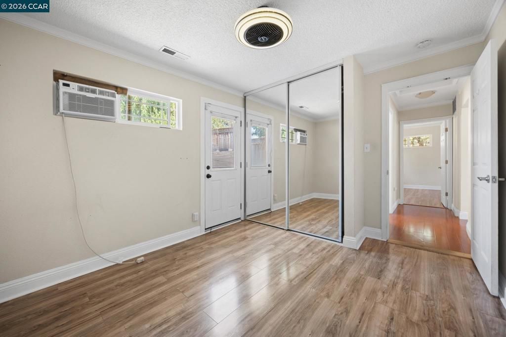 Image 24 of property listing at 2437 Hemlock Avenue, Concord, CA 94520