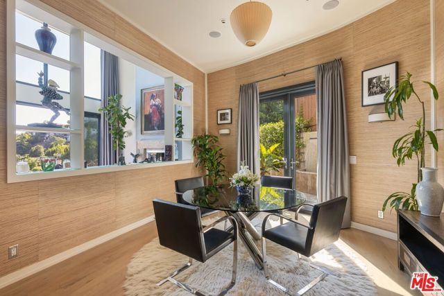 1573 Sunset Plaza Drive, Los Angeles, CA 90069