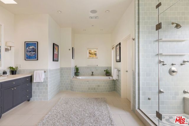 1573 Sunset Plaza Drive, Los Angeles, CA 90069