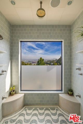 1573 Sunset Plaza Drive, Los Angeles, CA 90069