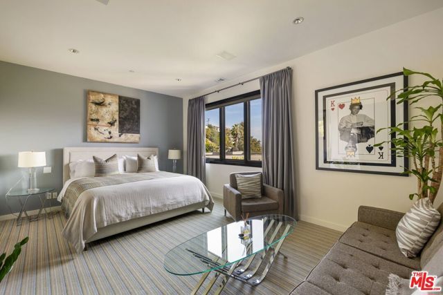 1573 Sunset Plaza Drive, Los Angeles, CA 90069