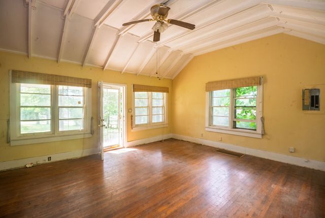 143 Hillcrest Dr, Madison, TN 37115