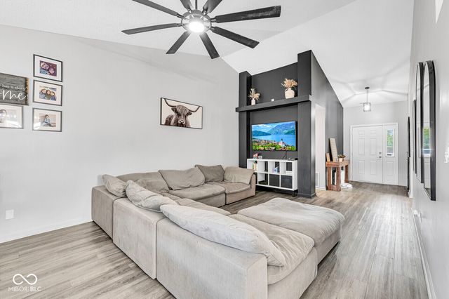 736 Kingston Circle, Brownsburg, IN 46112