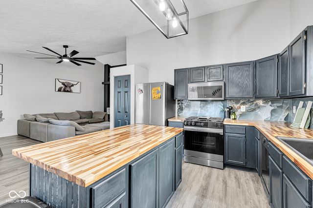 736 Kingston Circle, Brownsburg, IN 46112