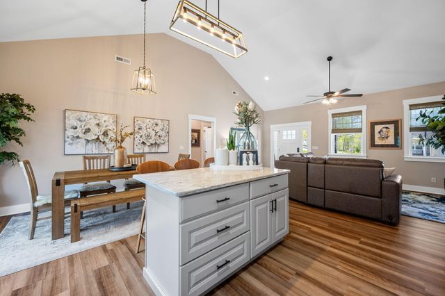 6689 Long Horn Street, Birchwood, TN 37308