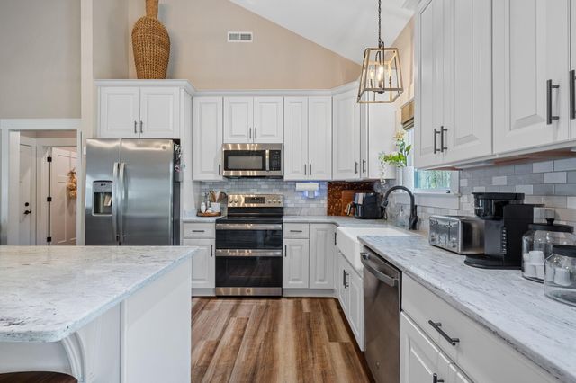 6689 Long Horn Street, Birchwood, TN 37308