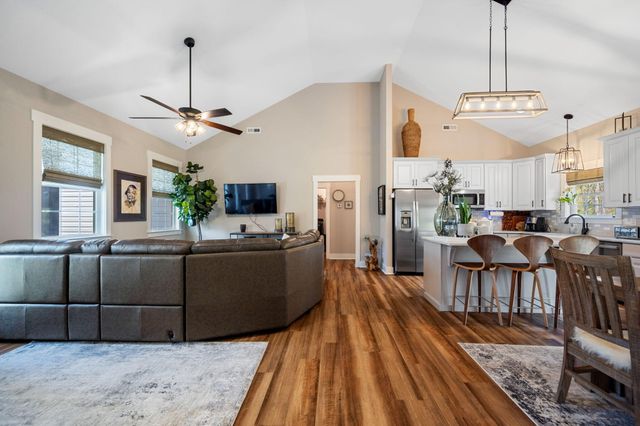6689 Long Horn Street, Birchwood, TN 37308