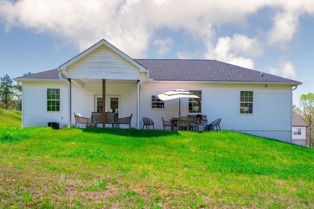 6689 Long Horn Street, Birchwood, TN 37308