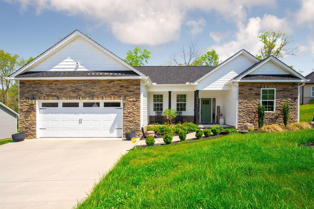 6689 Long Horn Street, Birchwood, TN 37308