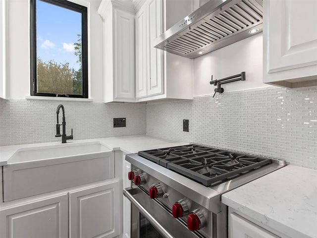 1710 Brassie ST, Austin, TX 78741