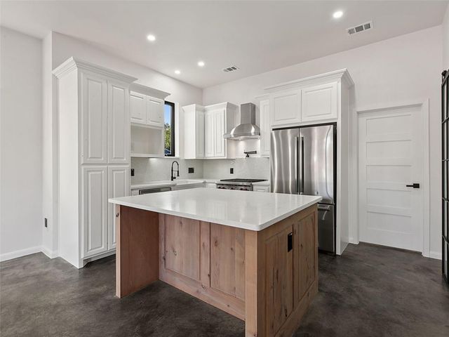 1710 Brassie ST, Austin, TX 78741