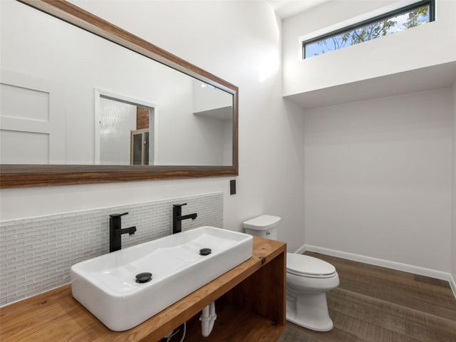 1710 Brassie ST, Austin, TX 78741