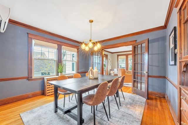 38 Guernsey Street 1, Boston, MA 02131