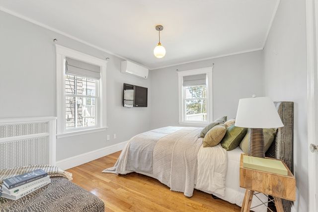 38 Guernsey Street 1, Boston, MA 02131