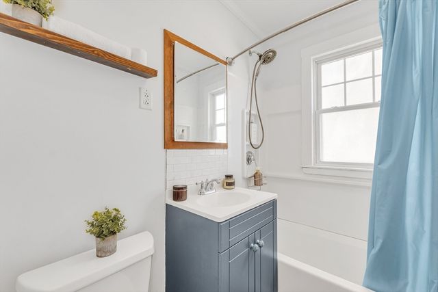 38 Guernsey Street 1, Boston, MA 02131