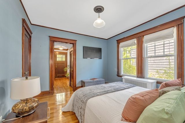 38 Guernsey Street 1, Boston, MA 02131