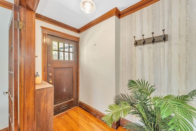 38 Guernsey Street 1, Boston, MA 02131