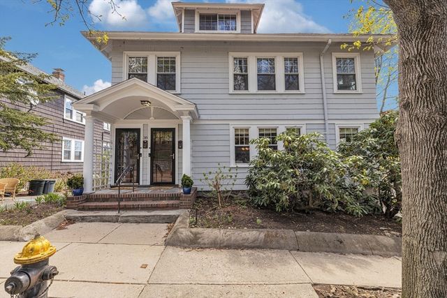 38 Guernsey Street 1, Boston, MA 02131