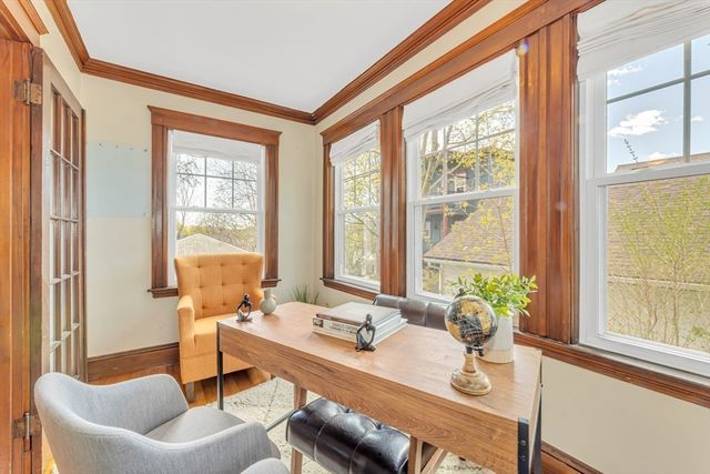 38 Guernsey Street 1, Boston, MA 02131