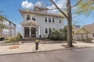 38 Guernsey Street 1, Boston, MA 02131