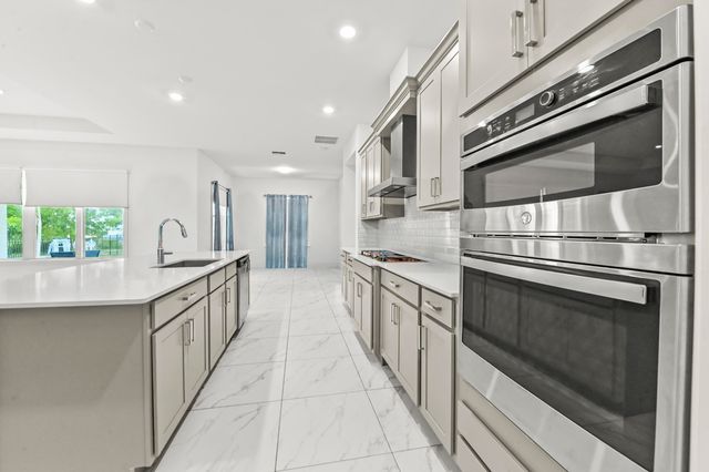 1115 Haywagon Trail, Loxahatchee, FL 33470