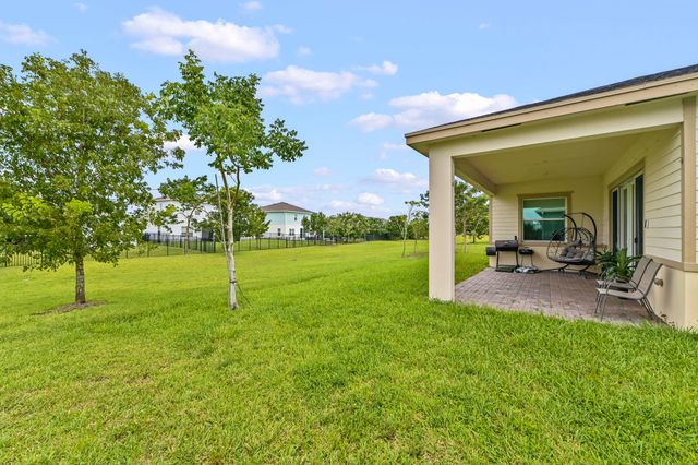 1115 Haywagon Trail, Loxahatchee, FL 33470