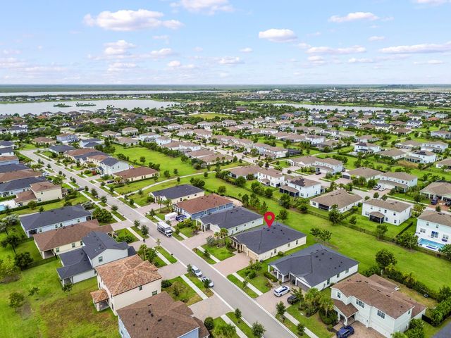 1115 Haywagon Trail, Loxahatchee, FL 33470