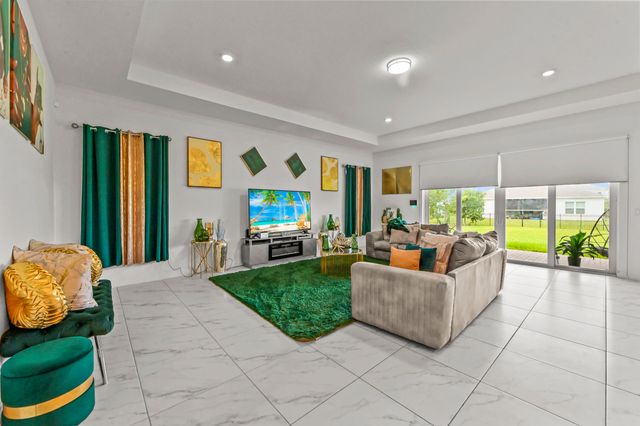 1115 Haywagon Trail, Loxahatchee, FL 33470