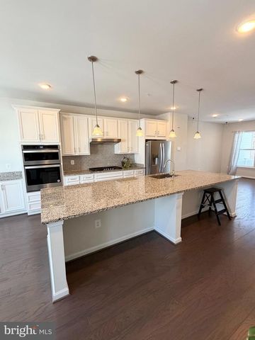 8305 MEADOWOOD DR, Hanover, MD 21076