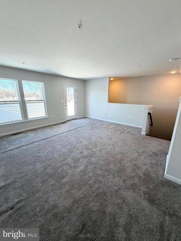 8305 MEADOWOOD DR, Hanover, MD 21076