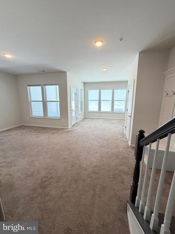 8305 MEADOWOOD DR, Hanover, MD 21076