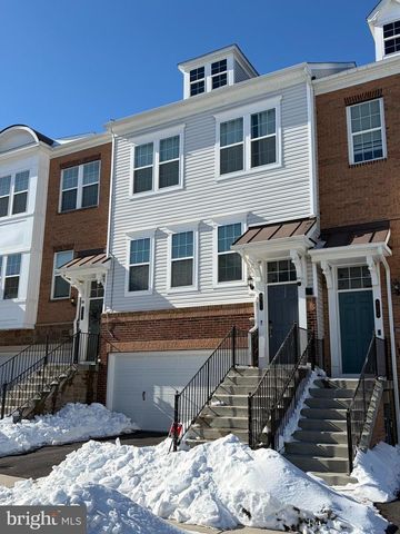 8305 MEADOWOOD DR, Hanover, MD 21076