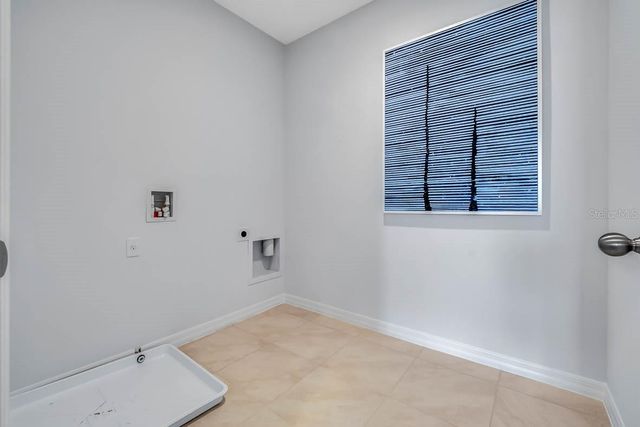 4227 FENNEC FOX WAY, Lakeland, FL 33810