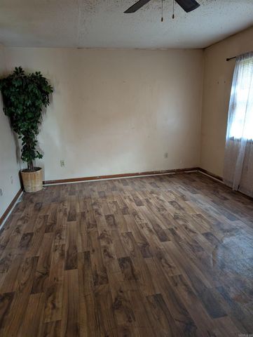 816 N New Orleans Ave, Brinkley, AR 72021