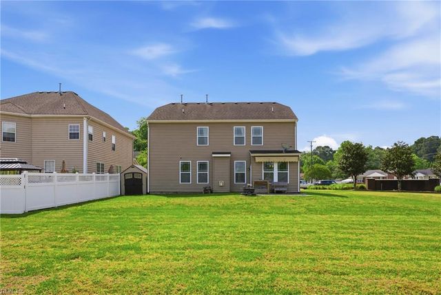 2003 Redgate DR, Suffolk, VA 23434
