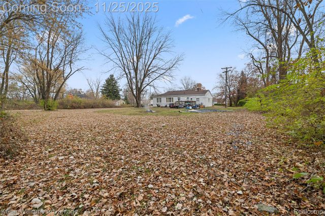 7402 Holland Road, Taylor, MI 48180