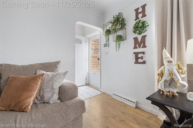 7402 Holland Road, Taylor, MI 48180