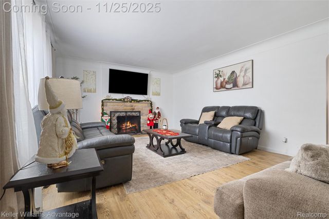 7402 Holland Road, Taylor, MI 48180