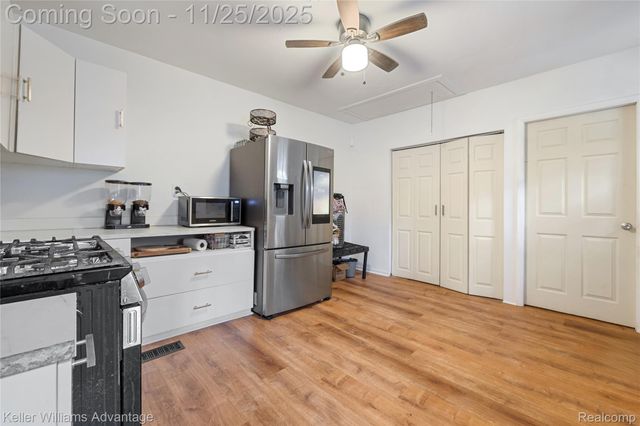 7402 Holland Road, Taylor, MI 48180