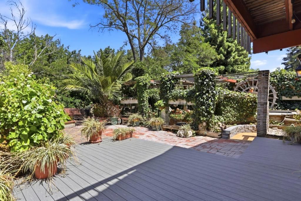 Image 15 of property listing at 528 Minnesota Avenue, San Jose, CA 95125