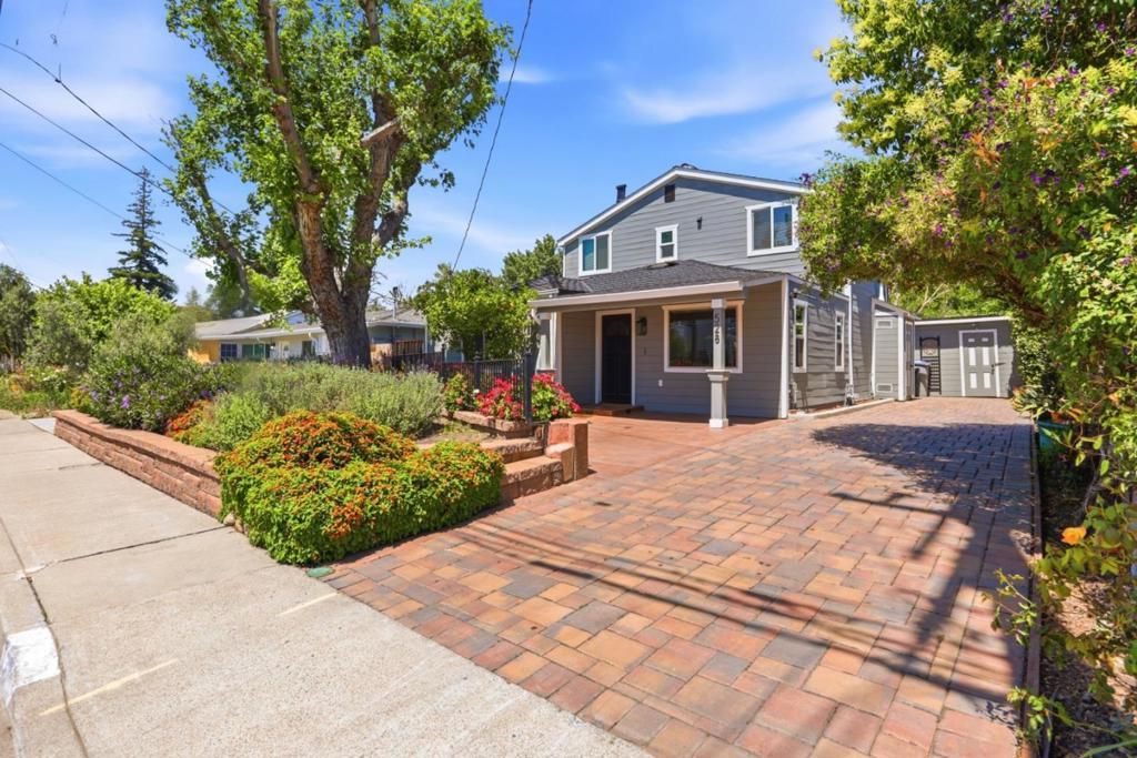 Image 2 of property listing at 528 Minnesota Avenue, San Jose, CA 95125