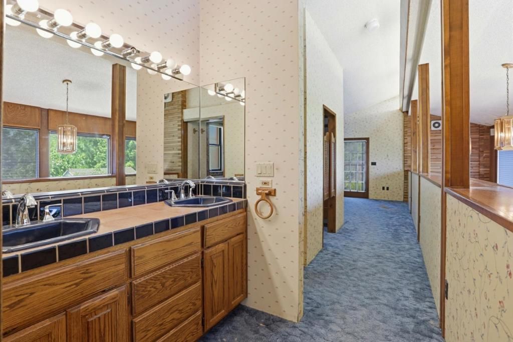 Image 27 of property listing at 528 Minnesota Avenue, San Jose, CA 95125