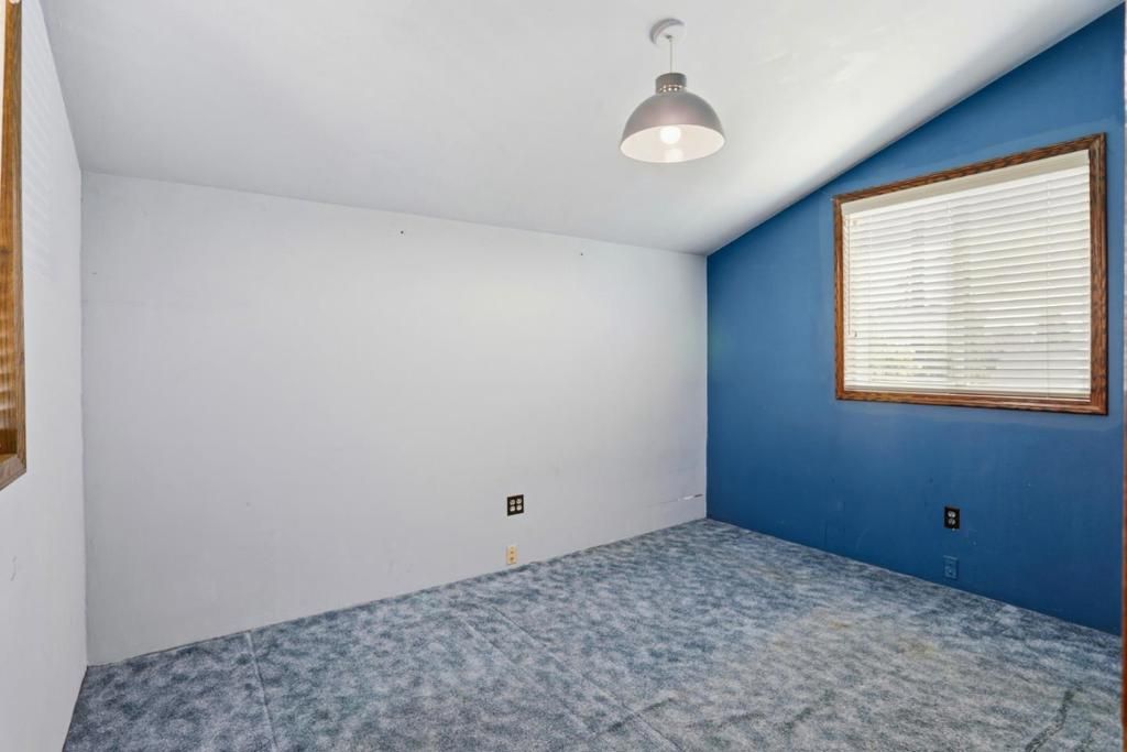 Image 34 of property listing at 528 Minnesota Avenue, San Jose, CA 95125