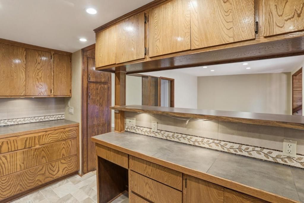 Image 44 of property listing at 528 Minnesota Avenue, San Jose, CA 95125