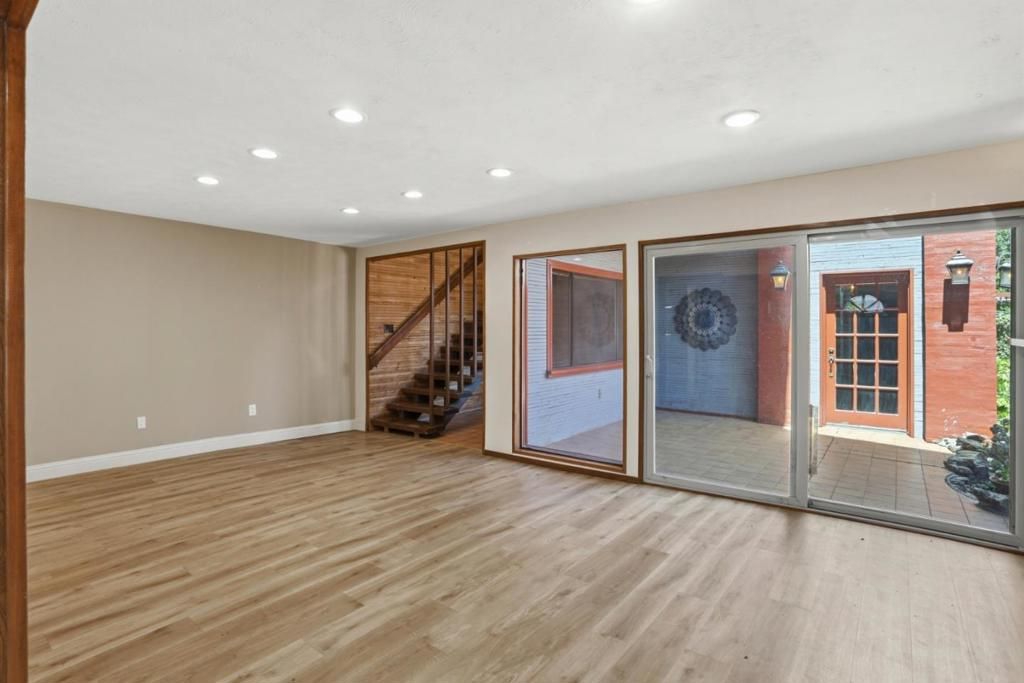 Image 46 of property listing at 528 Minnesota Avenue, San Jose, CA 95125