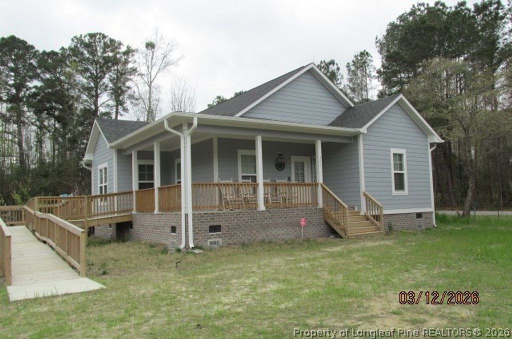 288 Deer Stand Drive, Lumberton, NC 28358 — exterior
