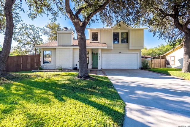 10406 Eagle Fox Dr, San Antonio, TX 78245