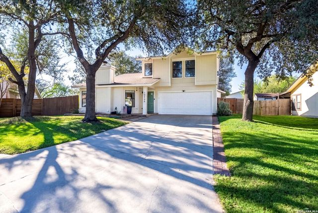 10406 Eagle Fox Dr, San Antonio, TX 78245